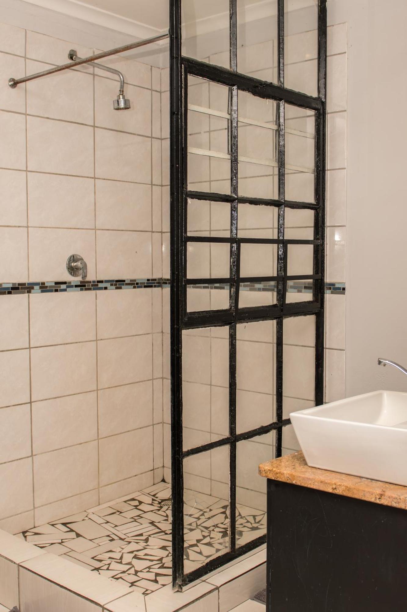Mauya Guesthouse Kuils River Екстер'єр фото