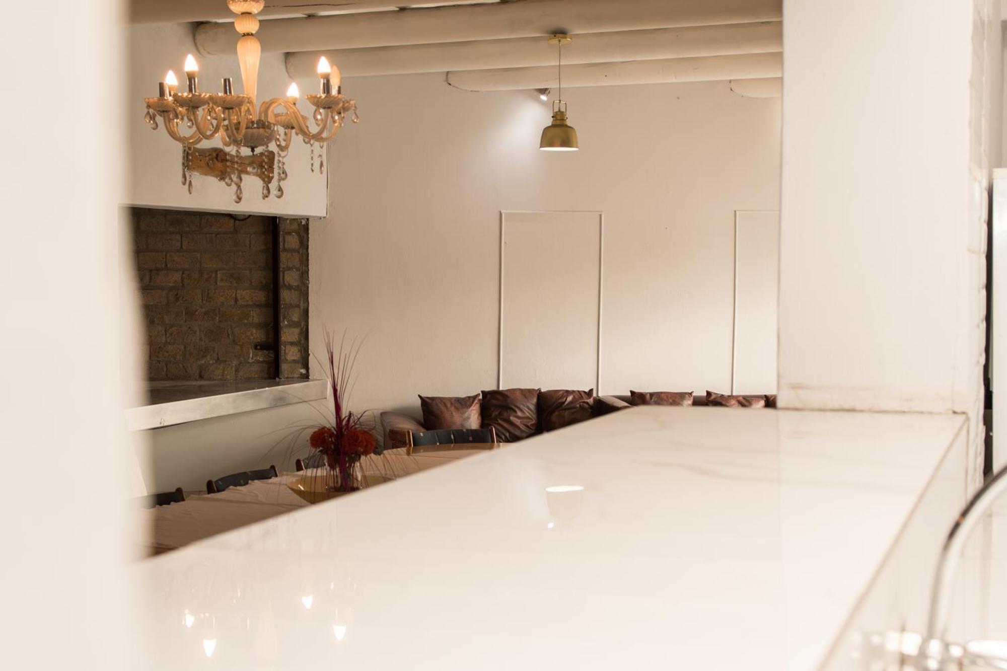 Mauya Guesthouse Kuils River Екстер'єр фото